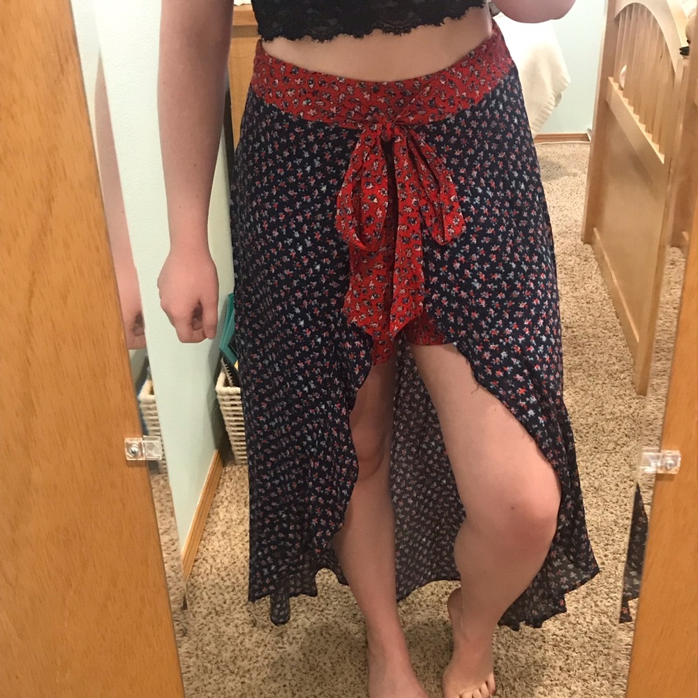 Unique hi-low floral skort